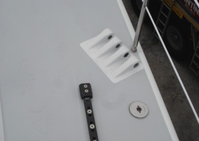 location where to drive the shroud pins in, for 80 ft boat